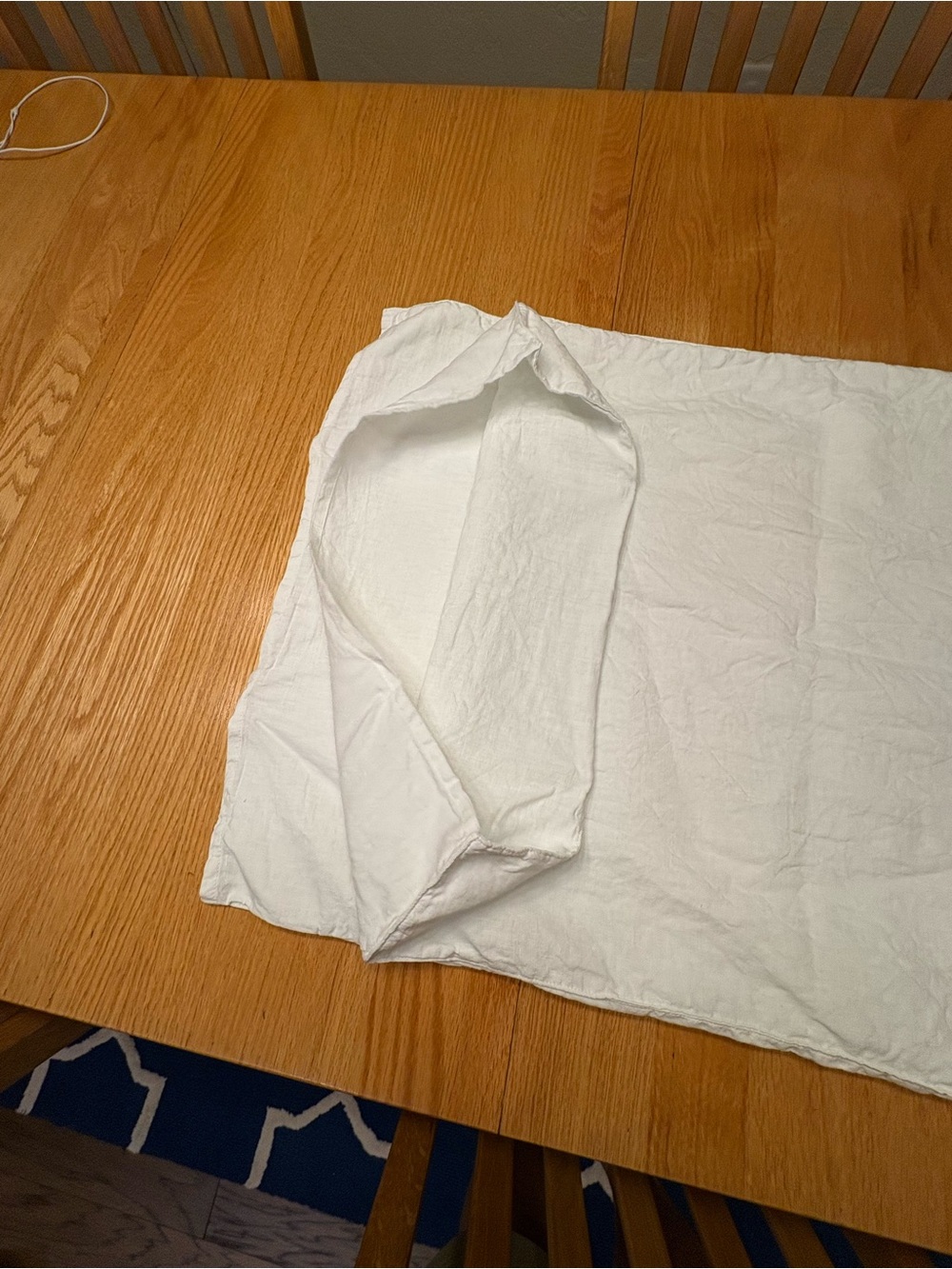 Dapu set of two linen white pillowcases - Picture 2 of 3